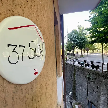 37suited Apartmán *